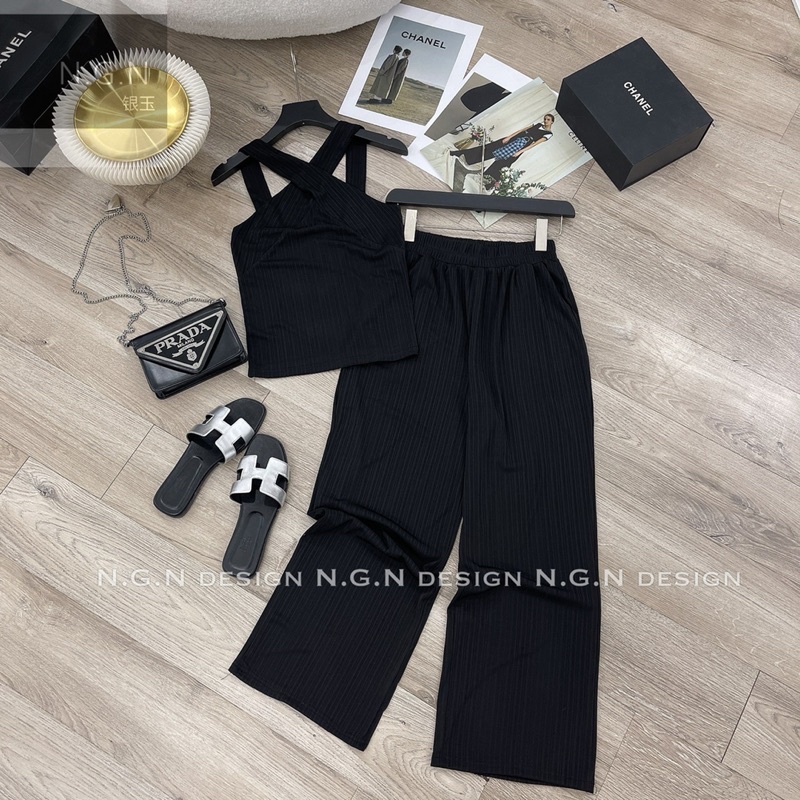 Set Áo Chéo Quần Xuông N.G.N