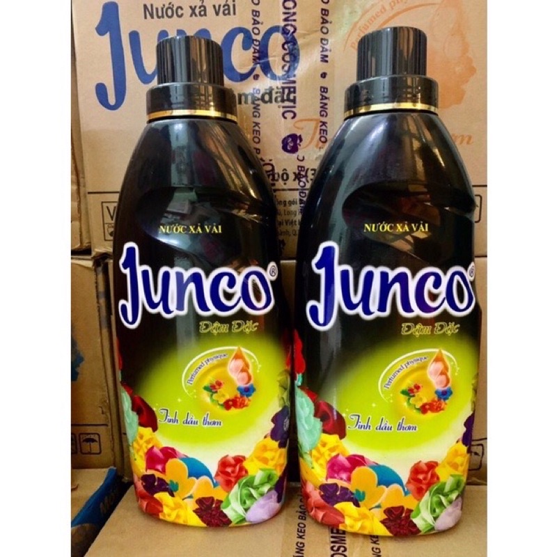 Nước Xả Vải Junco Tinh Dầu Thơm Chai 800ml