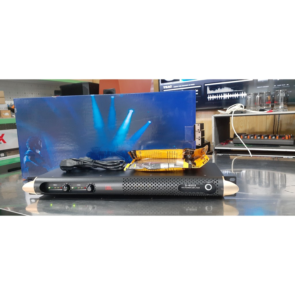 Đẩy công suất class D 2 kênh J.B.L