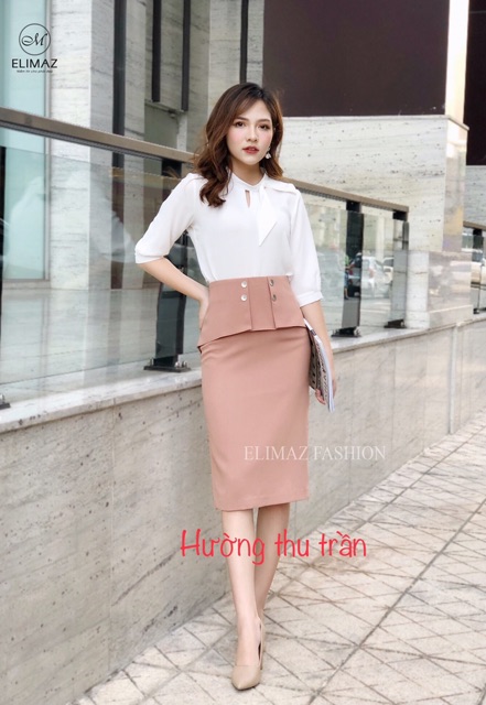 Chân váy suông công sở vạt bụng phối cúc trẻ trung | BigBuy360 - bigbuy360.vn