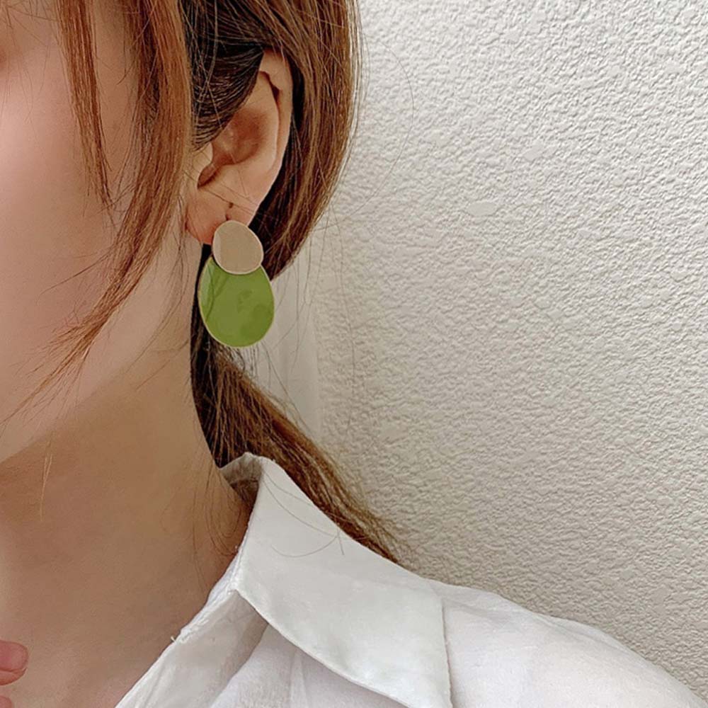 Đôi hoa tai thiết kế sành điệu trẻ trung cho nữ