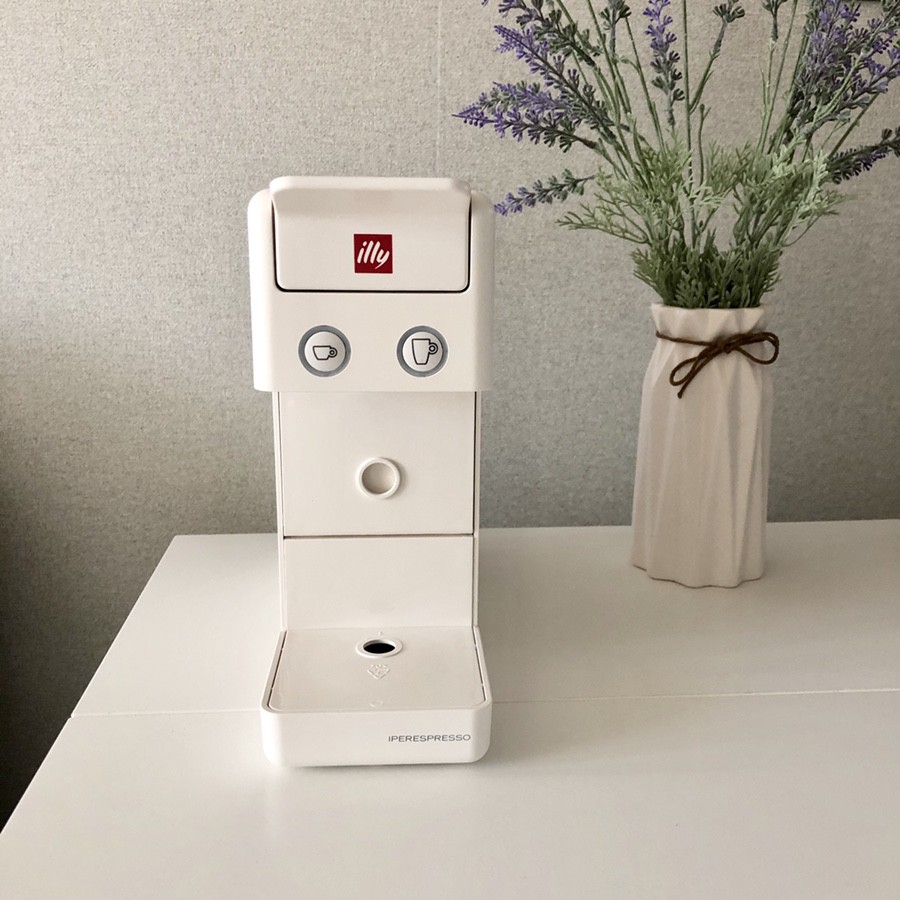 Máy pha cà phê viên nén ILLY Y3.3 kèm ly illy Espresso chính hãng Hàn Quốc | illy Y3.3 Coffee machine capsule Korea