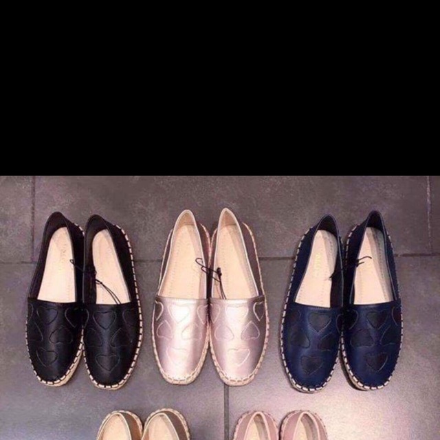 Giày slip on Vincci