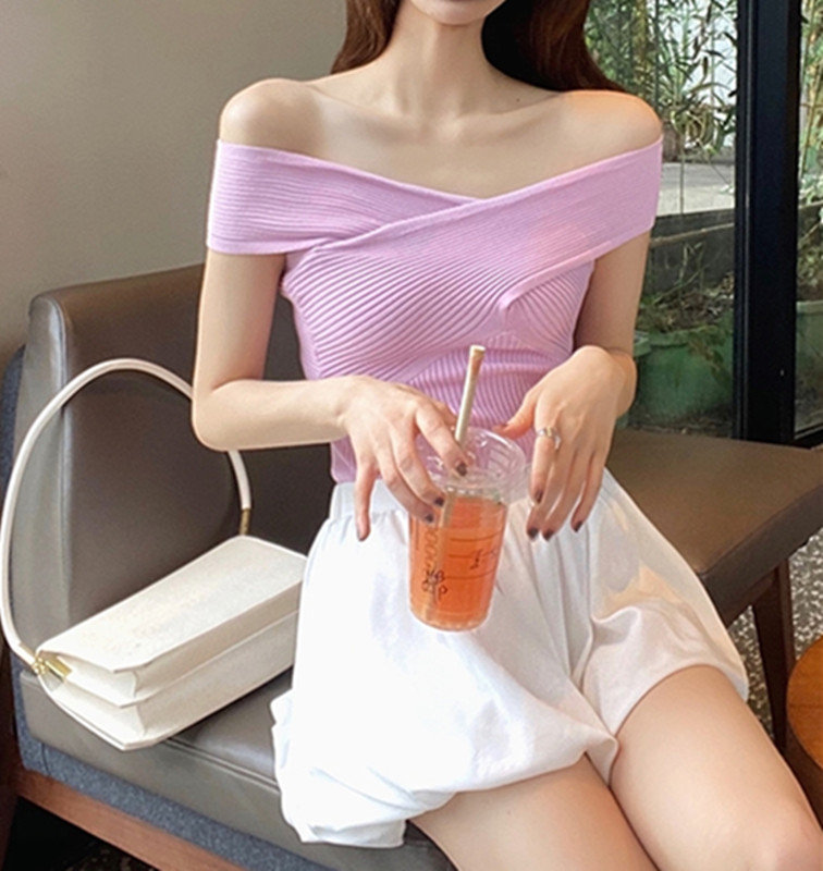 Áo không tay phối vạt đan chéo thời trang cho nữ | BigBuy360 - bigbuy360.vn