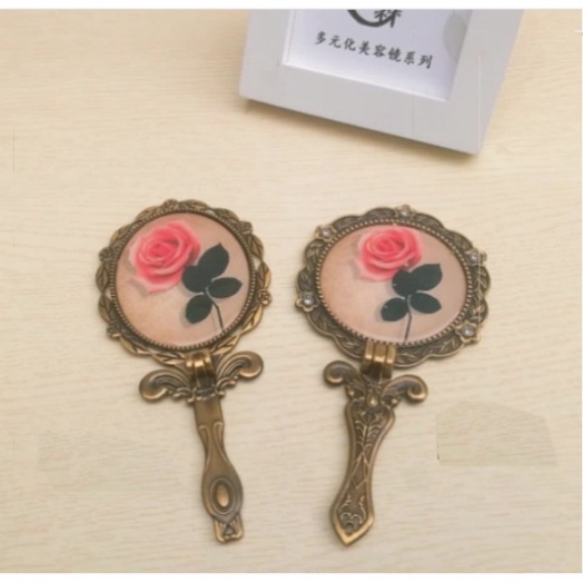 (CỔ ĐIỂN_SANG TRỌNG) GƯƠNG NHỎ CẦM TAY bỏ túi mang đi. phụ kiện chụp ảnh trang sức sang trọng