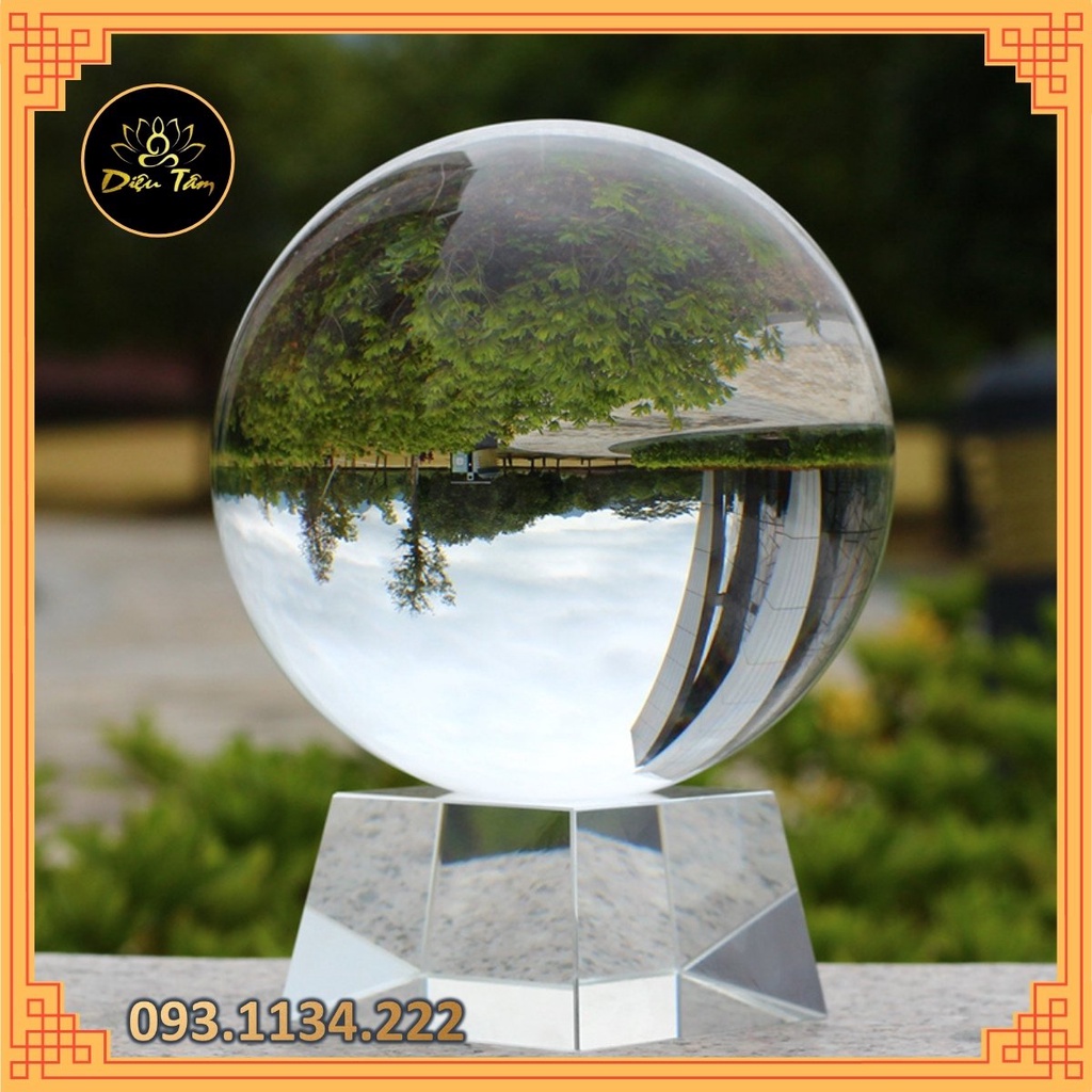 Quả cầu phong thủy pha lê màu trắng size 8cm, 10cm hợp mệnh Thủy, mệnh Kim đồ phong thủy trang trí