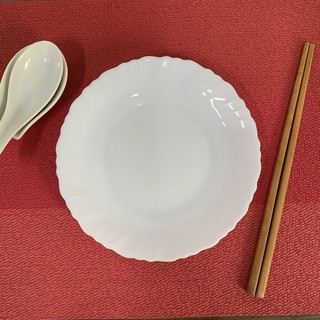 Dĩa tròn trắng trơn hiệu Arcopal Pháp