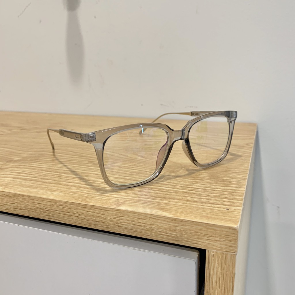 Gọng kính cận vuông M02 màu xám khói - Gọng kính mắt nhựa bền cực thời trang | BigBuy360 - bigbuy360.vn
