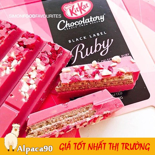 Kit Kat phủ topping hạt nghiền trái cây Nhật Bản