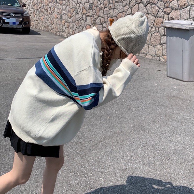 Áo sweater Polo Huzca sọc ngang tone lạnh style Hàn Quốc