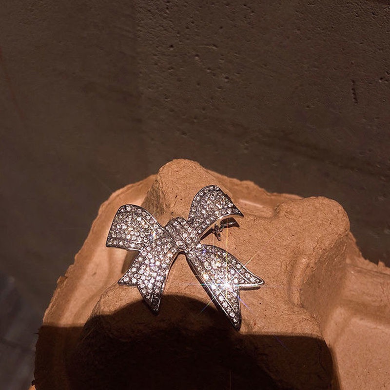 Ghim Cài Áo Hình Nơ Đính Đá Lấp Lánh Cao Cấp