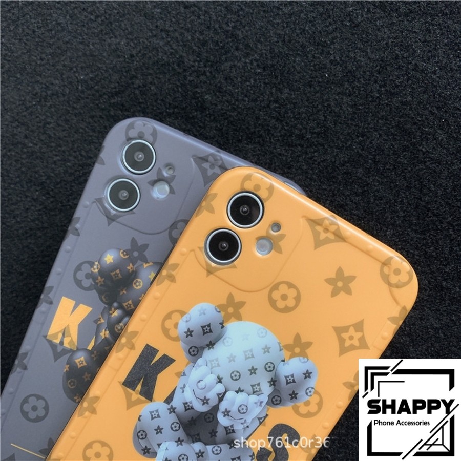 Ốp Lưng IPhone Kaws What Party Dẻo Viền Vuông Các Dòng 7Plus/8Plus/X/XS/XsMax/11/11ProMax/12ProMax [Shappy Shop]
