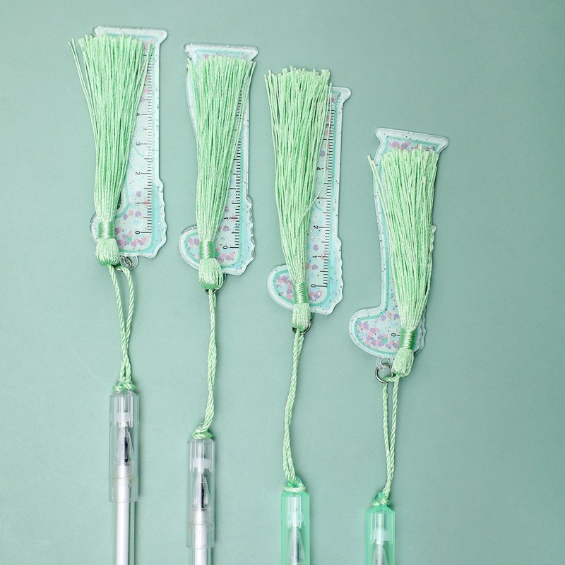 Bút bi nước móc thước kẻ