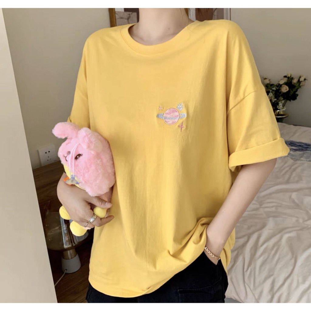 Áo phông nữ form rộng hình thêu sắc nét satsun