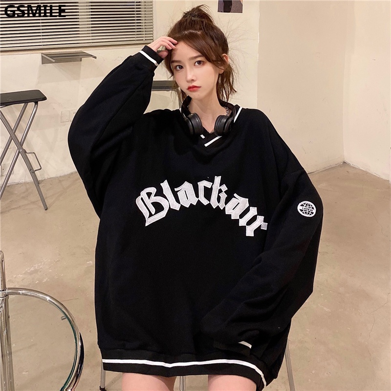 Áo Sweater Thêu Bảng Chữ Cái Blackair Cổ V
