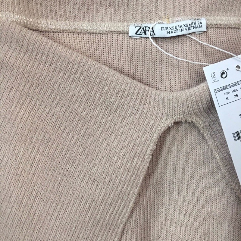 Áo len zara size Xs lẻ 1 chiếc giá 100k