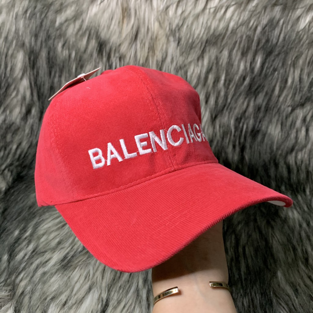 Nón Kết Ulzzang Vải Nhung Nỉ Thêu Logo BalanCiaga S026 [Ảnh Tự Chụp]