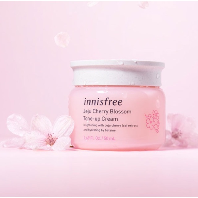 Kem Dưỡng Trắng Nâng Tông Da Chiết Xuất Hoa Anh Đào Innisfree Jeju Cherry Blossom Tone Up Cream 50ml