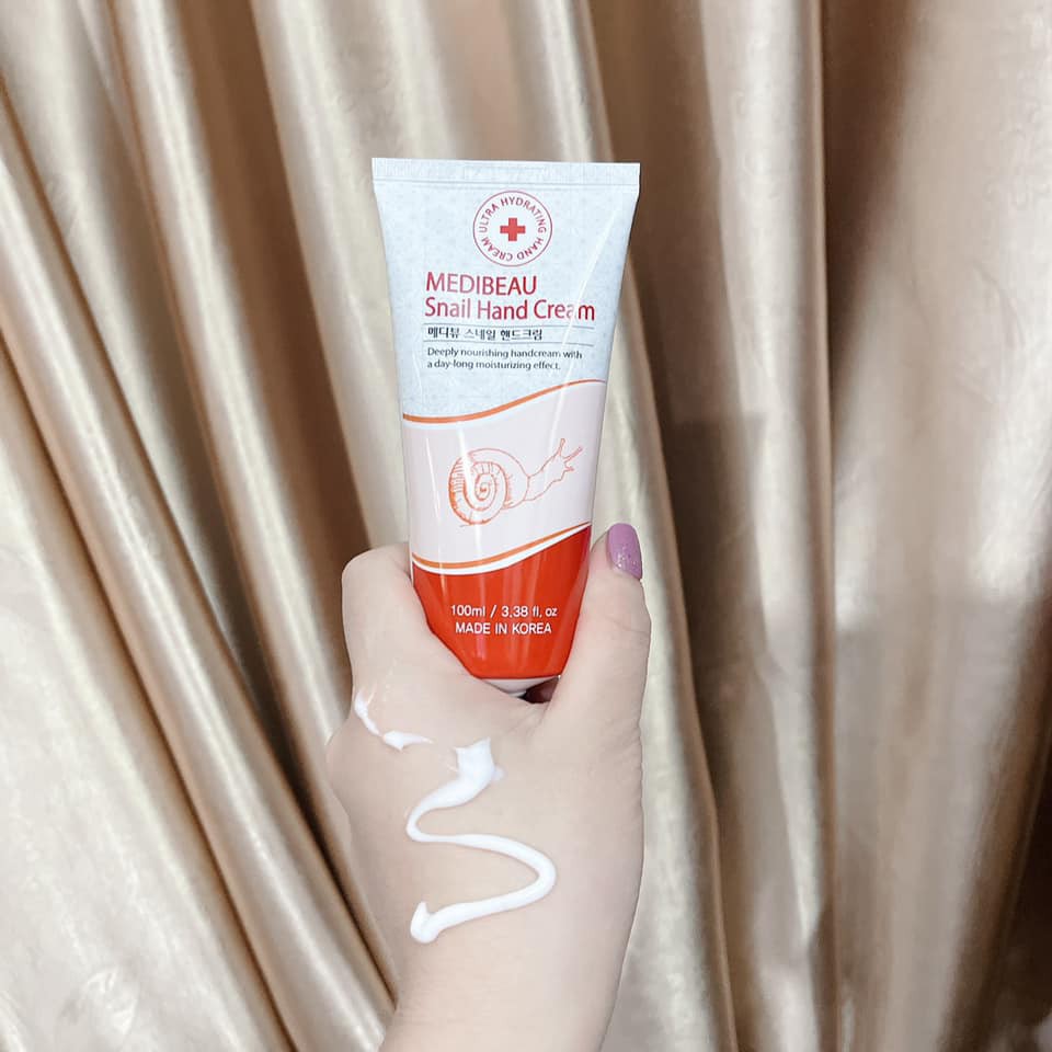 Kem dưỡng ẩm da tay hàn quốc Medibeau Snail Hand Cream 100ml giúp cho da tay ẩm mịn và trắng sáng