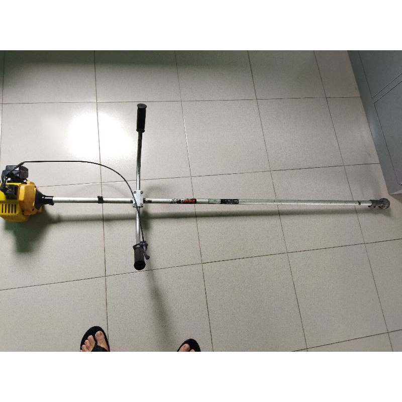 Máy cắt cỏ Ryobi