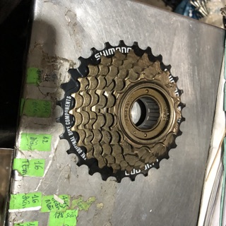 Líp 7 tầng shimano ( vặn ren)(sale shock)