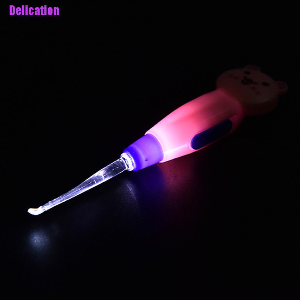 Dụng Cụ Lấy Ráy Tai Có Đèn Led An Toàn