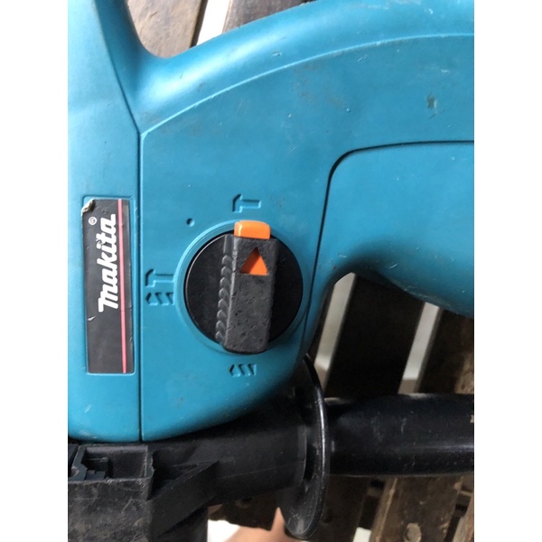 Khoan bê tông Makita 24V