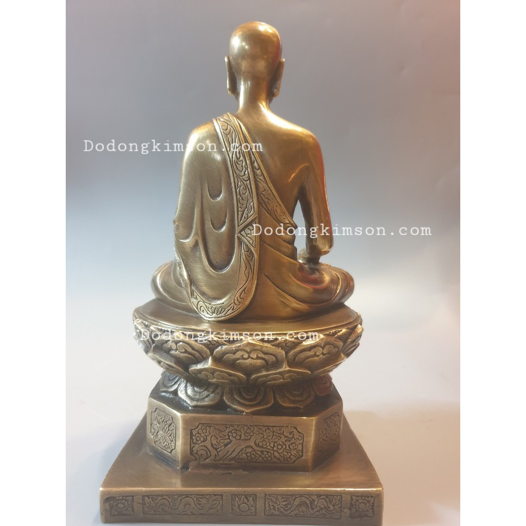 TƯỢNG ĐỨC PHẬT HOÀNG TRẦN NHÂN TÔNG