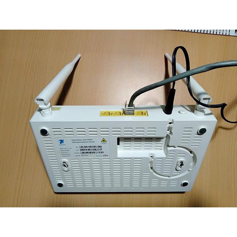 Modem Wifi Quang iGate GW040 Và GW040H - GPON 2 Râu, Hàng Chính Hãng V.N.P.T. (Cũ)