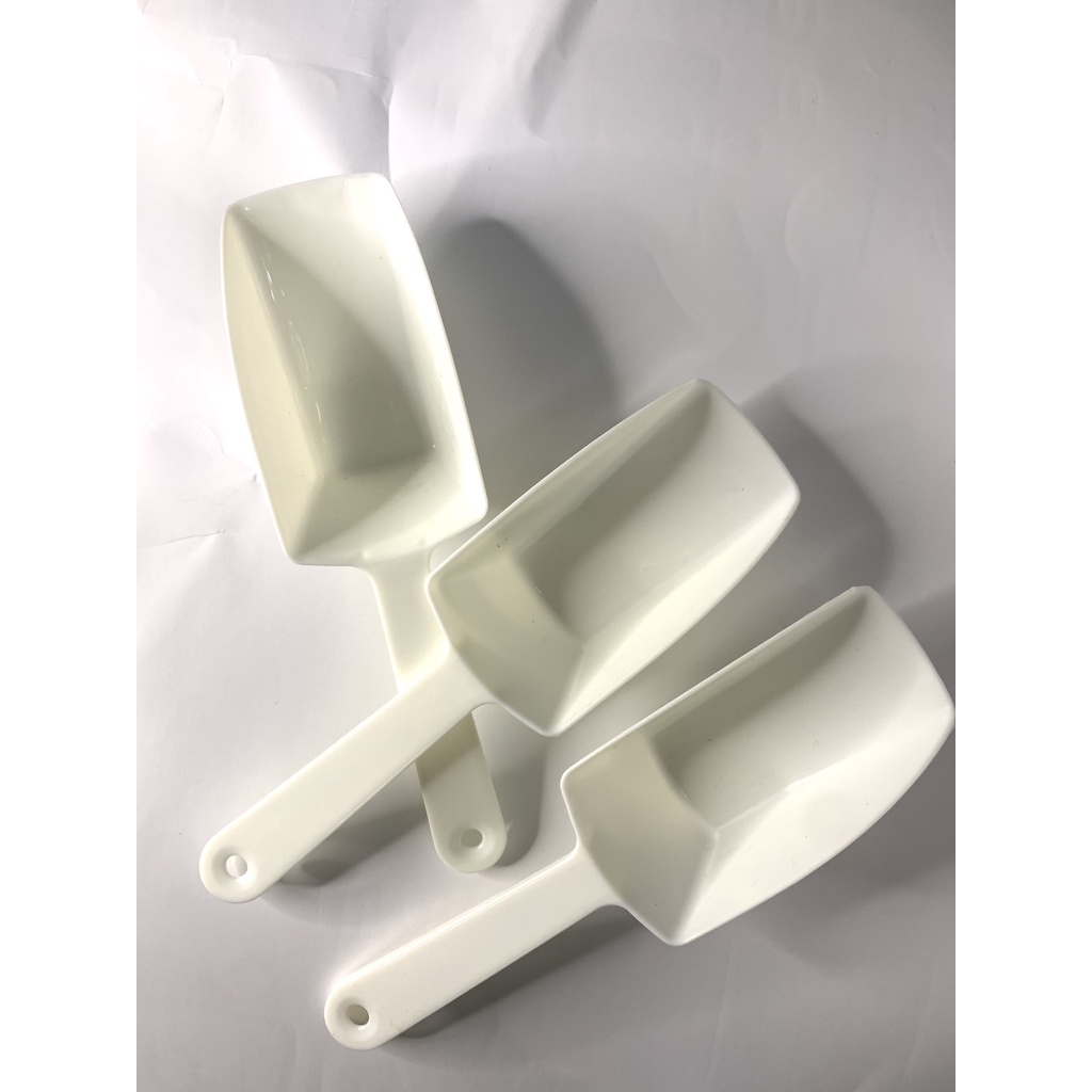 [FREESHIP] Muỗng/thìa nhựa múc hạt cho chó mèo - Xẻng xúc thức ăn cho thú cưng nhiều màu