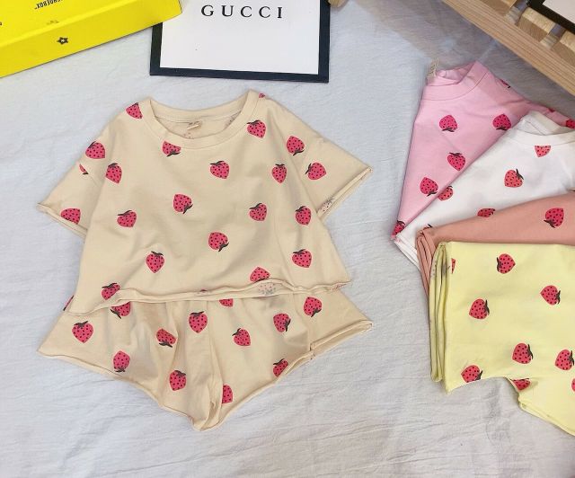 8_20kg ( có số đo áo) Bộ dâu tây bé gái HÀNG QUẢNG CHÂU_CHUẨN SHOP_ KHĂN RẰN SHOP