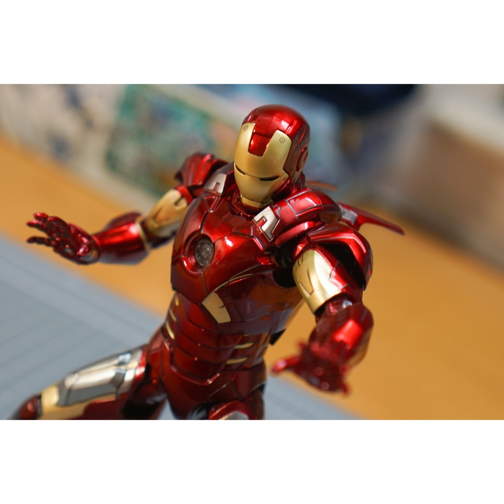 Mô hình ZD Toys Iron Man Mark VII  Scale 1:10