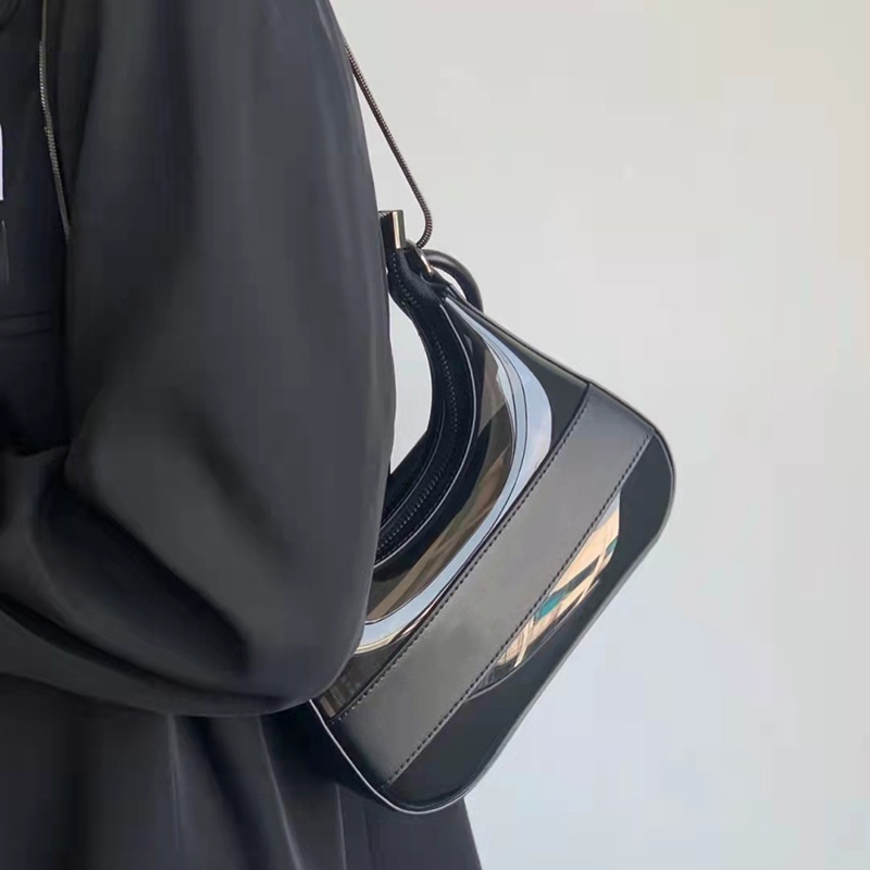 Túi đeo dưới cánh tay Phối Dây Xích Thời Trang Mùa Hè 2022 Sang Trọng Cho Nữ