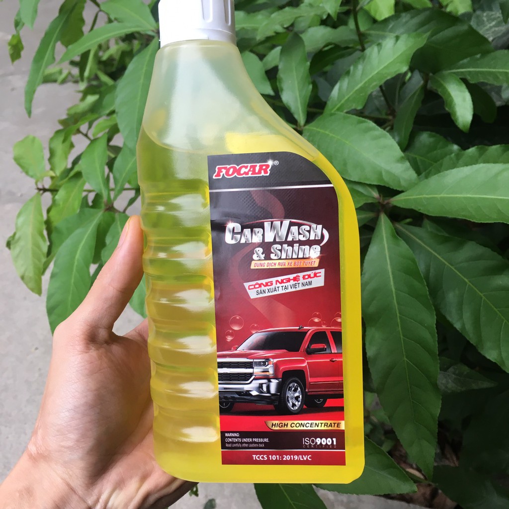 Dung dịch rửa xe bọt tuyết Focar Car Wash &amp; Shine 850ml