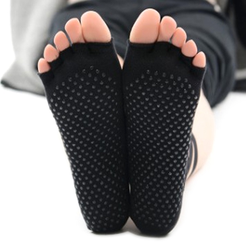 Đôi Vớ 5 Ngón Bằng Vải Cotton Để Tập Yoga Massage Chân Tiện Dụng