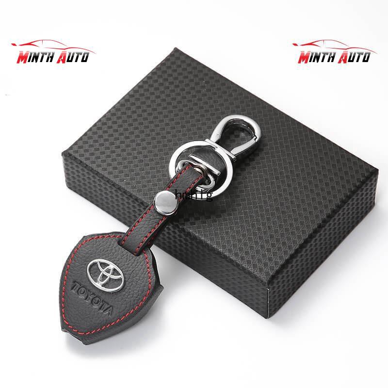 Bao da 4 nút bảo vệ chìa khóa xe hơi Toyota Altis Vigo Innova Fortuner Camry - Kèm Móc Khóa