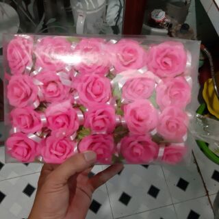 Bông hồng cài áo vu lan