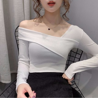 Áo len tăm lệch vai