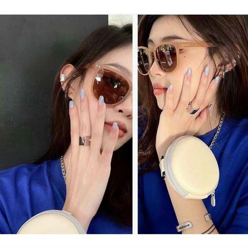 Kính hot gấp có túi đựng.