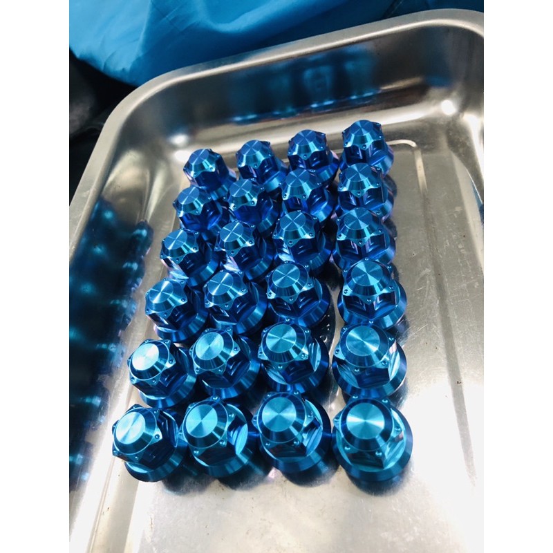 Ốc Bánh Hợp Kim Titanium cho Ford Focus