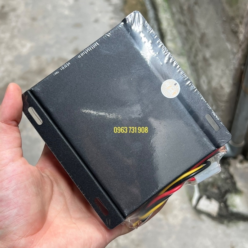 BỘ CHUYỂN ĐỔI NGUỒN TỪ 24V SANG 12V 10A CHO OTO