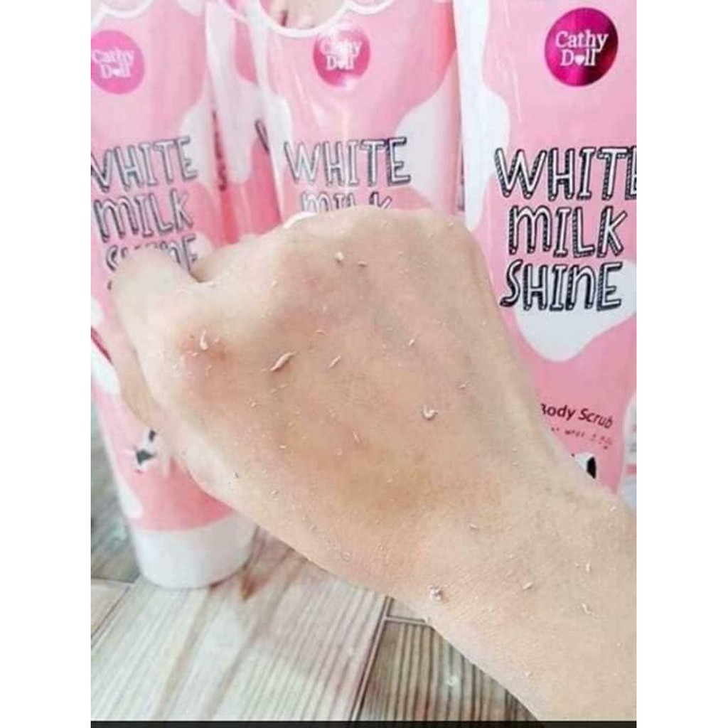 Tẩy Tế Bào Chết Sữa Bò Cathy Doll White Milk Shine Peeling Body Scrub 320ml