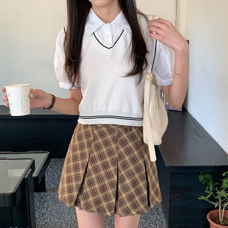 Áo Sơ Mi Giả Hai Lớp Ngắn Phong Cách Hong Kong Thời Trang Mùa Hè Hàng Mới 2022 Dành Cho Bạn Nữ