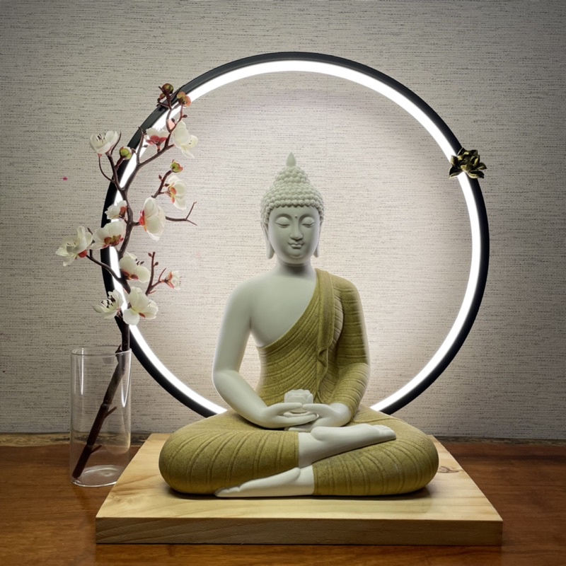 Tôn tượng Phật Thích Ca  gốm tử sa và Đèn Led