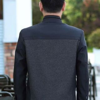 e đảm bảo k bao giờ ra ngoài các chị mua cho bố áo khoác hãng đẹp xịn sò như này với giá hơn trăm đâu ấy. Tranh thủ sale