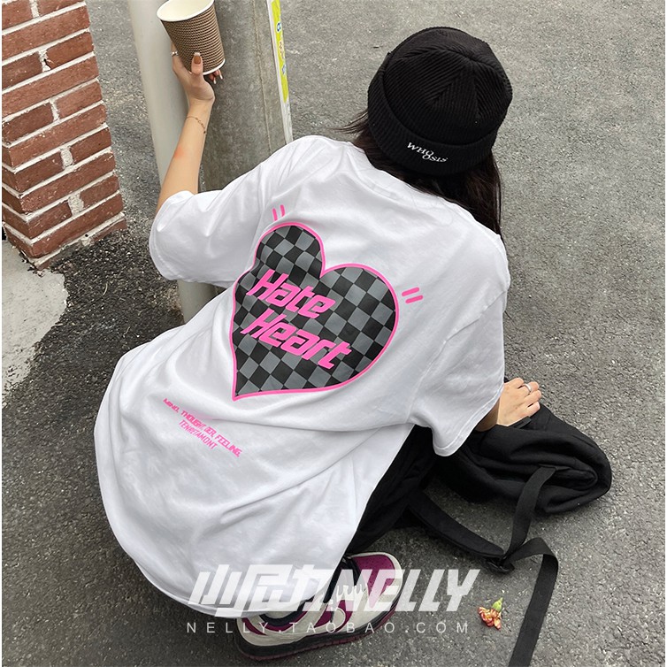 Áo phông Nelly Heybig ngắn tay - Hate Heart