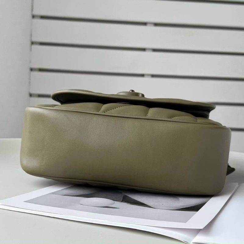 Túi coach pillow Madison