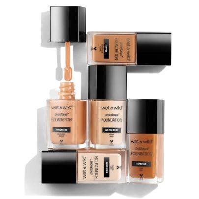 Kem nền Wet n Wild Photo Focus Foundation