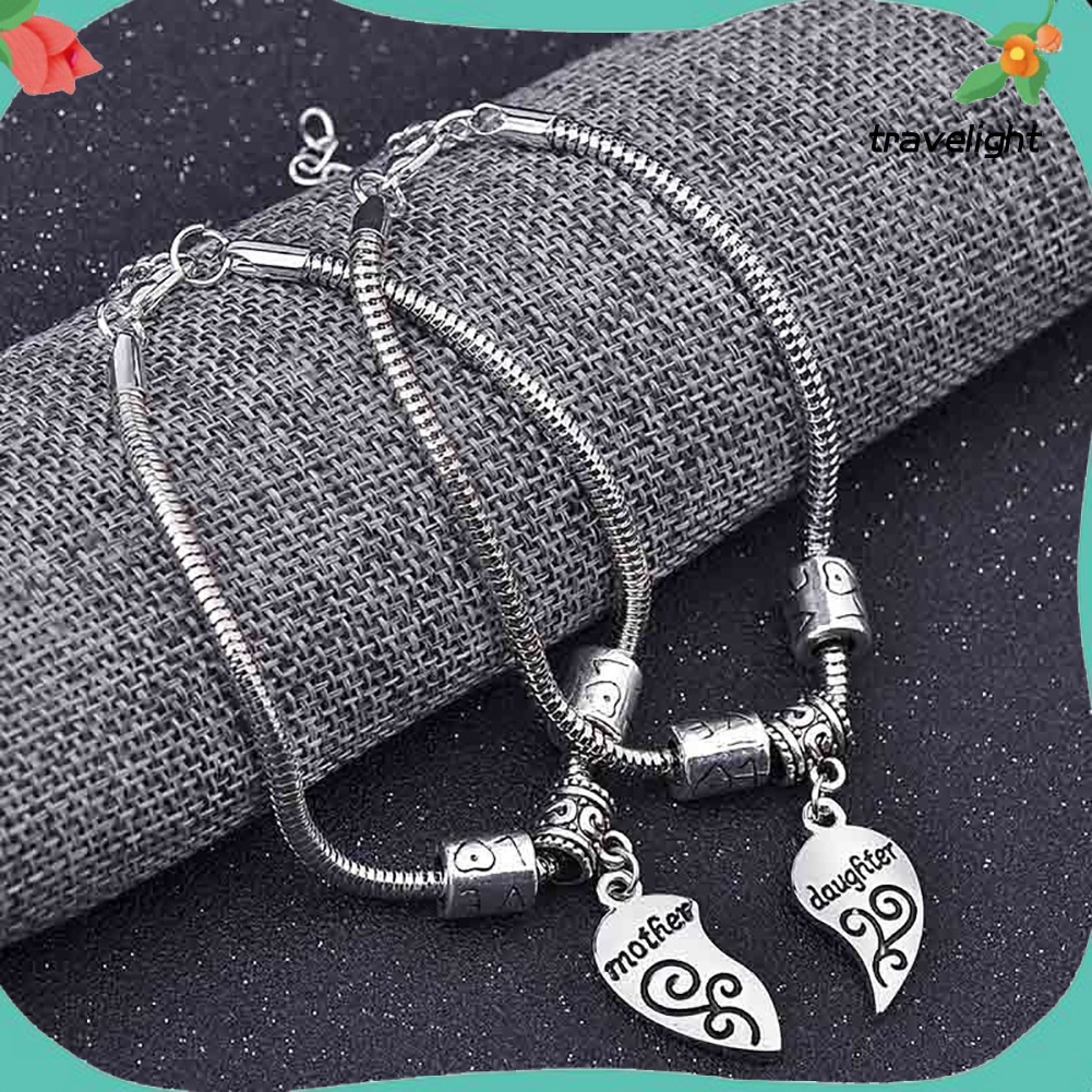 Set 2 vòng tay mặt trái tim khắc chữ ý nghĩa cho mẹ và con gái