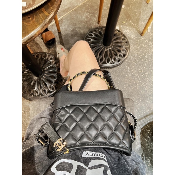 Túi Chà Neo Hobo Trần Trám, Túi Xách Nữ Đeo Chéo Đế Đúc